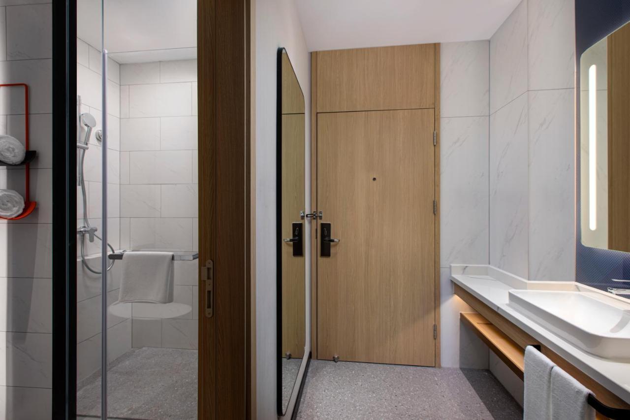 Holiday Inn Express Beijing Yizhuang Center By Ihg Bagian luar foto